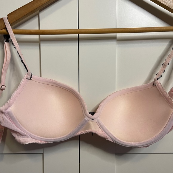 VS Padded Demi Bra 32D - Picture 4 of 5